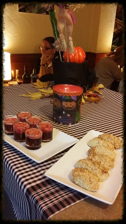 Bebidas y galletas decorativas